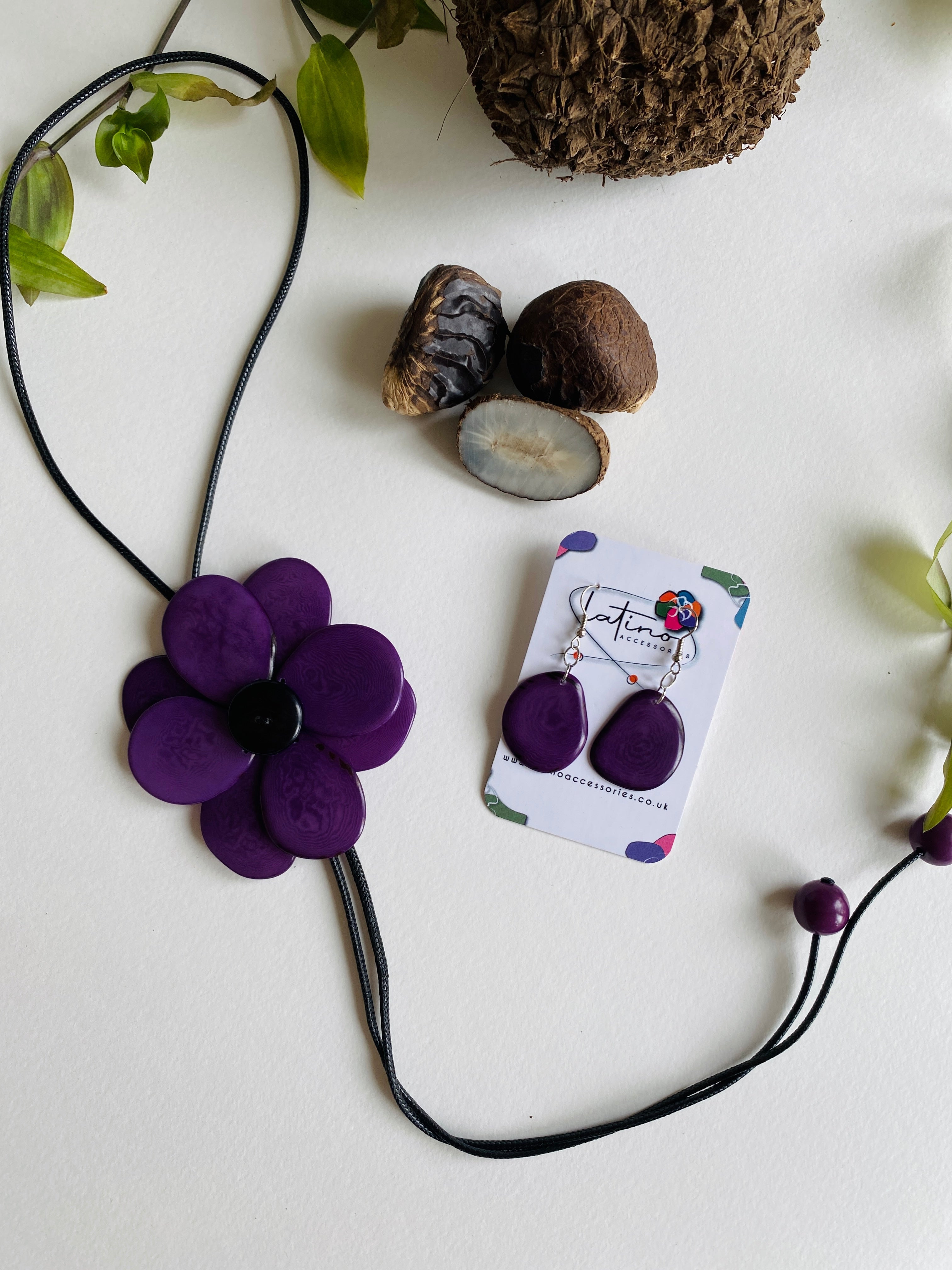 Margarita Tagua Necklace - Purple